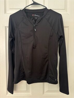 The American Outdoorsman Women's Black Long-Sleeve Half-Zip Active Top